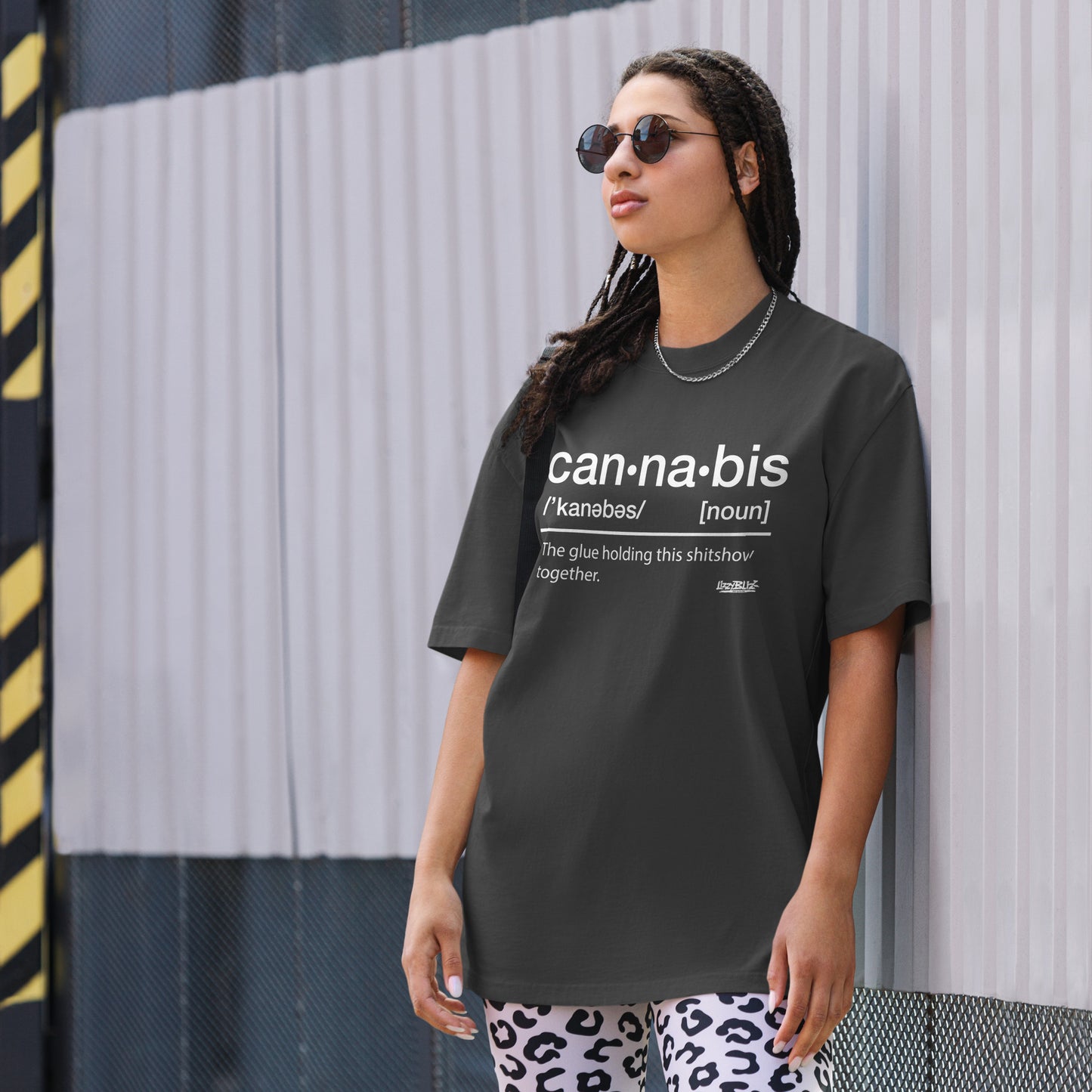 Cannabis, oversized Shirt / unisex