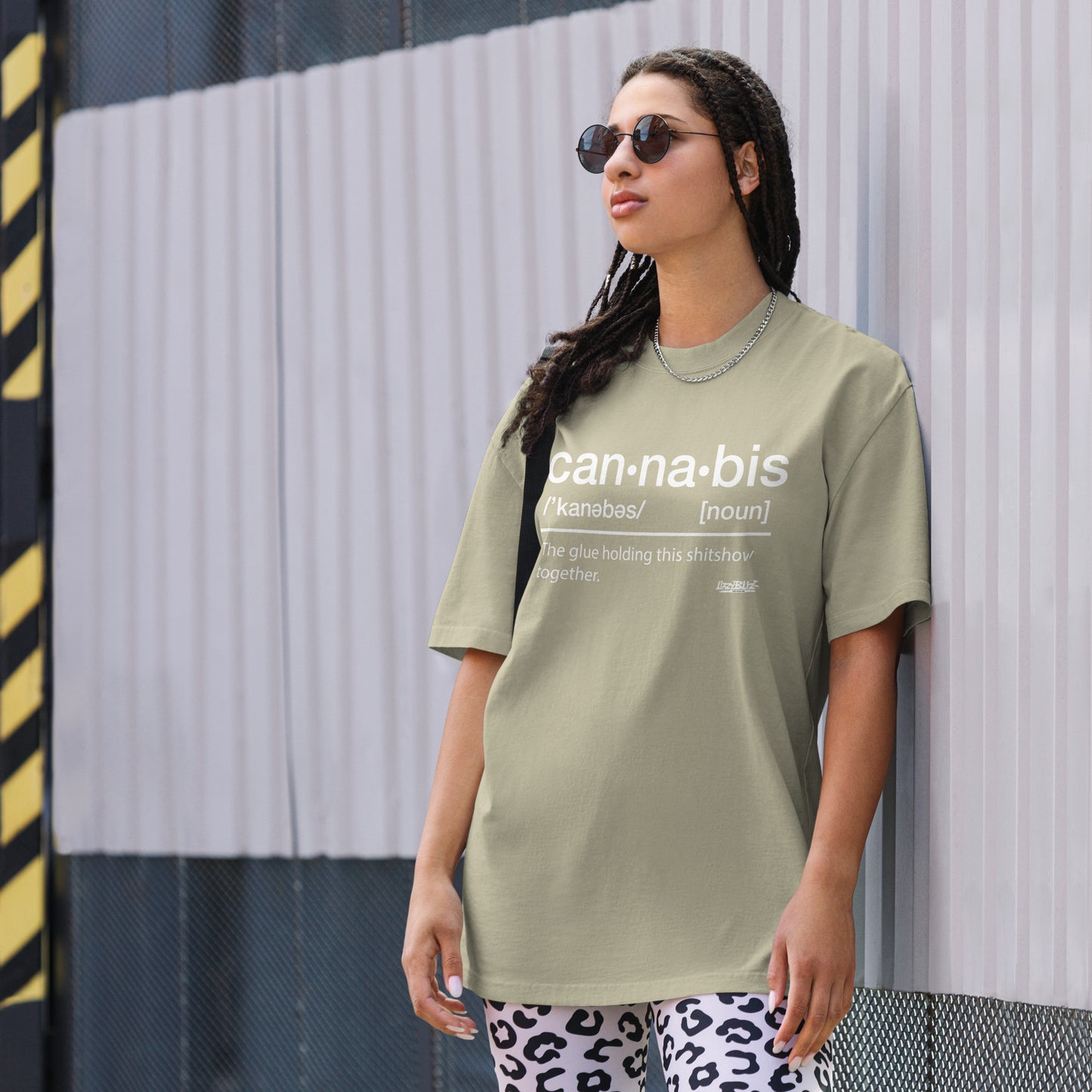 Cannabis, oversized Shirt / unisex